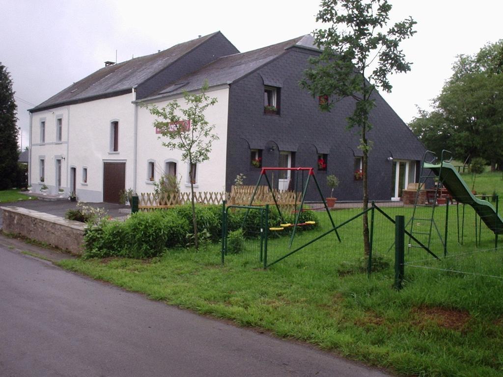 Gites "Les Framboisiers" Neufchâteau Zewnętrze zdjęcie